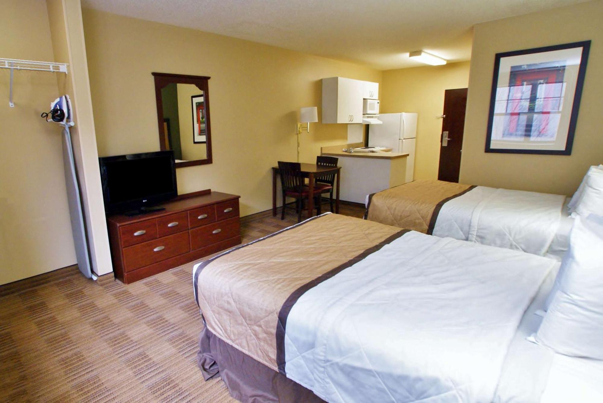 เอ็กซ์เทนด์ สเตย์ อเมริกา ชิคาโก- มิดเวย์ Hotel Bedford Park ภายนอก รูปภาพ