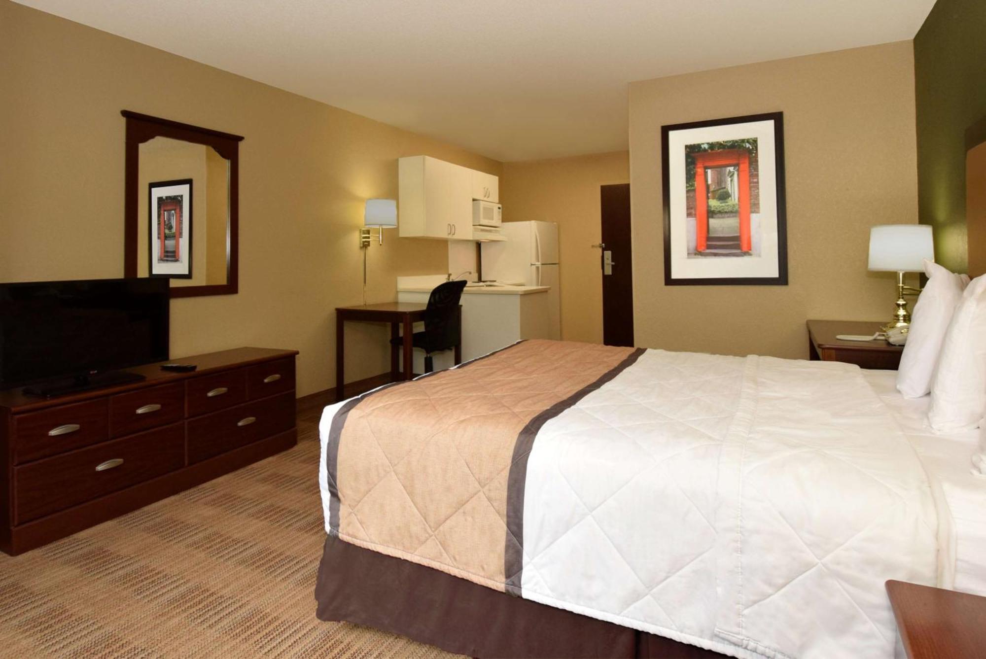 เอ็กซ์เทนด์ สเตย์ อเมริกา ชิคาโก- มิดเวย์ Hotel Bedford Park ภายนอก รูปภาพ