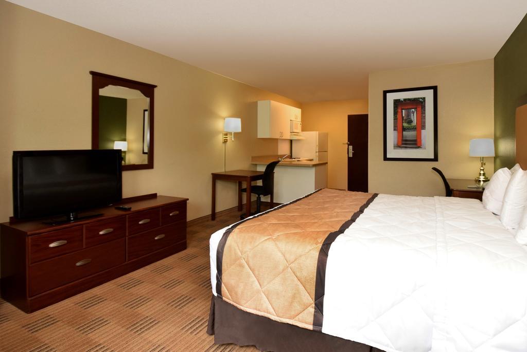 เอ็กซ์เทนด์ สเตย์ อเมริกา ชิคาโก- มิดเวย์ Hotel Bedford Park ภายนอก รูปภาพ
